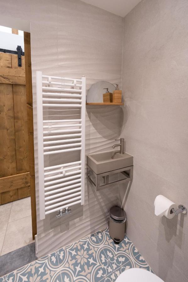 Zen-Bungalow No 2 Met Sauna En Hottub Rheezerveen Kültér fotó
